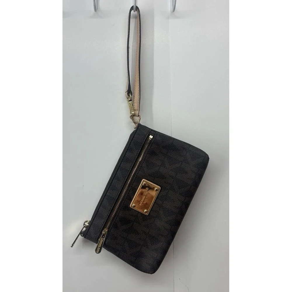 Michael Kors Jet Set wristlet (8x5) Brown (Vintage 2013)